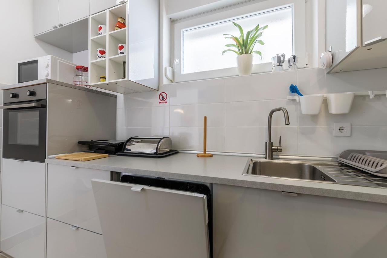 Amadeo Apartment Fazana Luaran gambar