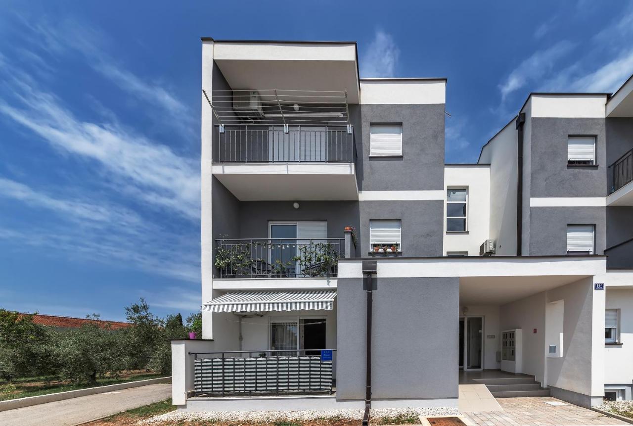 Amadeo Apartment Fazana Luaran gambar